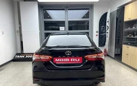 Toyota Camry, 2019 год, 2 900 000 рублей, 6 фотография