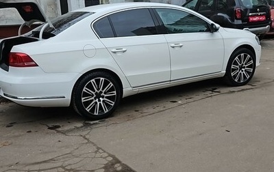 Volkswagen Passat B7, 2011 год, 999 999 рублей, 1 фотография