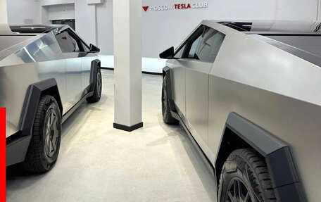 Tesla Cybertruck, 2024 год, 24 000 000 рублей, 18 фотография