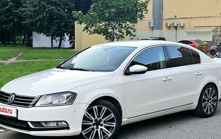 Volkswagen Passat B7, 2011 год, 999 999 рублей, 18 фотография