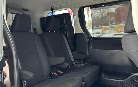 Toyota Noah III, 2015 год, 1 900 000 рублей, 14 фотография