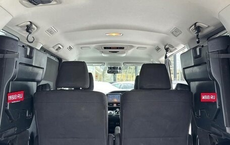 Toyota Noah III, 2015 год, 1 900 000 рублей, 15 фотография