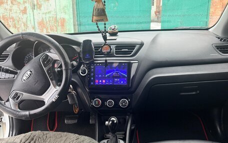 KIA Rio III рестайлинг, 2015 год, 930 000 рублей, 6 фотография