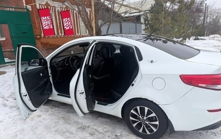 KIA Rio III рестайлинг, 2015 год, 930 000 рублей, 3 фотография