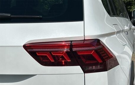 Volkswagen Tiguan II, 2023 год, 3 119 666 рублей, 22 фотография