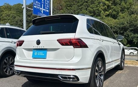 Volkswagen Tiguan II, 2023 год, 3 119 666 рублей, 27 фотография