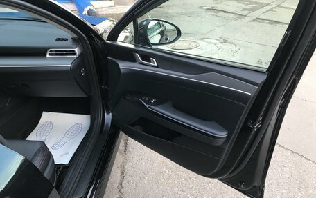 KIA K5, 2022 год, 2 400 000 рублей, 6 фотография