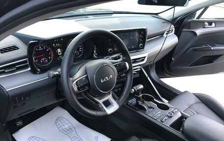 KIA K5, 2022 год, 2 400 000 рублей, 16 фотография