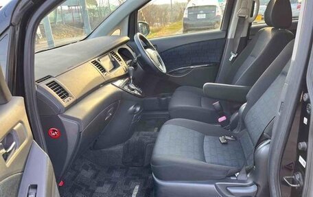 Toyota ISis I, 2014 год, 1 055 777 рублей, 15 фотография