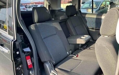 Toyota ISis I, 2014 год, 1 055 777 рублей, 24 фотография