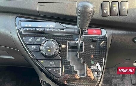 Toyota ISis I, 2014 год, 1 055 777 рублей, 30 фотография
