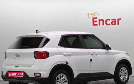 Hyundai Venue I, 2021 год, 1 900 000 рублей, 2 фотография