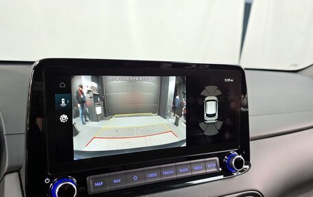 Hyundai Kona I, 2022 год, 2 300 000 рублей, 12 фотография