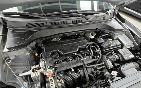 Hyundai Kona I, 2022 год, 2 300 000 рублей, 17 фотография