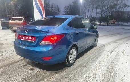 Hyundai Solaris II рестайлинг, 2011 год, 595 000 рублей, 5 фотография