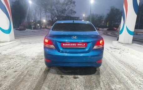 Hyundai Solaris II рестайлинг, 2011 год, 595 000 рублей, 7 фотография