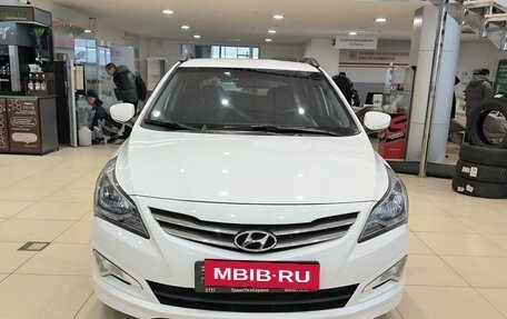 Hyundai Solaris II рестайлинг, 2016 год, 1 050 000 рублей, 2 фотография