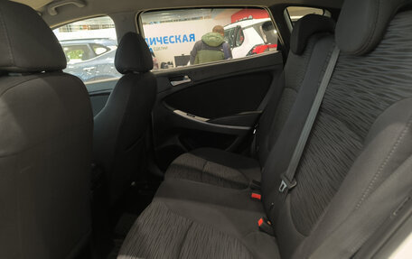 Hyundai Solaris II рестайлинг, 2016 год, 1 050 000 рублей, 15 фотография