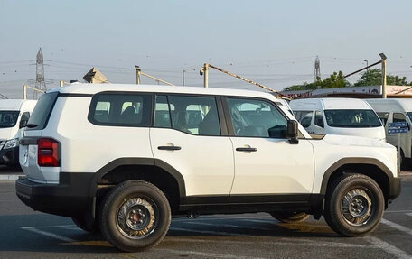 Toyota Land Cruiser Prado, 2025 год, 8 652 000 рублей, 12 фотография