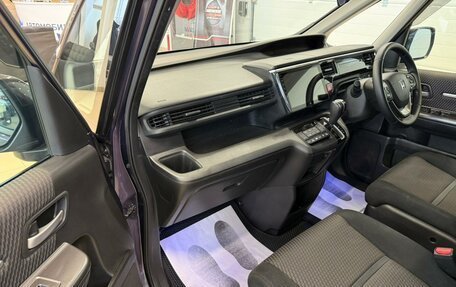 Honda Stepwgn IV, 2015 год, 1 849 000 рублей, 12 фотография