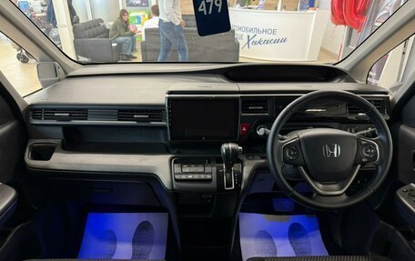 Honda Stepwgn IV, 2015 год, 1 849 000 рублей, 16 фотография