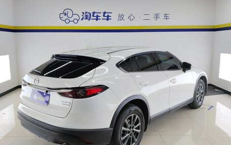 Mazda CX-4, 2022 год, 1 990 000 рублей, 3 фотография