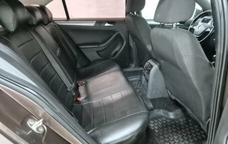 Volkswagen Jetta VI, 2015 год, 800 000 рублей, 15 фотография