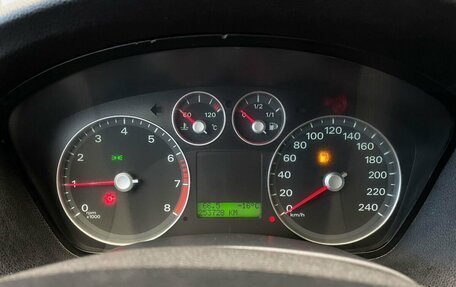 Ford Focus II рестайлинг, 2006 год, 317 000 рублей, 3 фотография