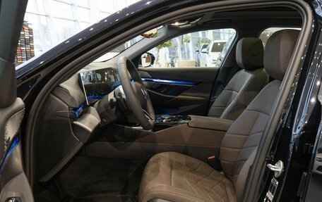 BMW 5 серия, 2025 год, 8 800 000 рублей, 9 фотография