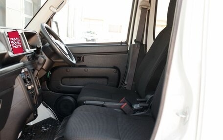 Daihatsu Hijet X, 2019 год, 850 000 рублей, 18 фотография