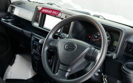 Daihatsu Hijet X, 2019 год, 850 000 рублей, 11 фотография