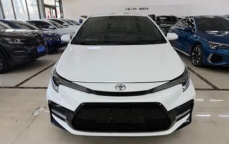 Toyota Corolla, 2022 год, 1 350 000 рублей, 5 фотография
