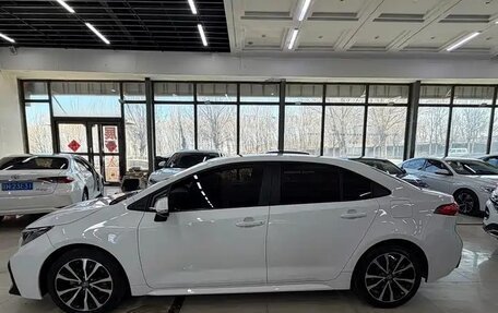 Toyota Corolla, 2022 год, 1 350 000 рублей, 13 фотография