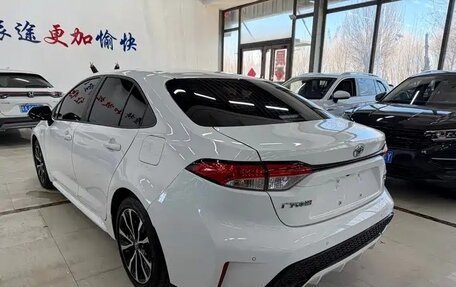 Toyota Corolla, 2022 год, 1 350 000 рублей, 8 фотография