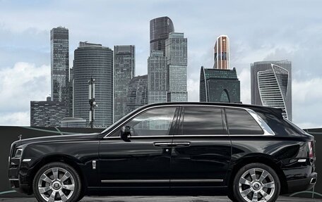 Rolls-Royce Cullinan, 2021 год, 35 900 000 рублей, 7 фотография