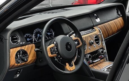 Rolls-Royce Cullinan, 2021 год, 35 900 000 рублей, 11 фотография