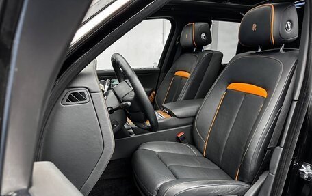 Rolls-Royce Cullinan, 2021 год, 35 900 000 рублей, 10 фотография