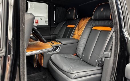 Rolls-Royce Cullinan, 2021 год, 35 900 000 рублей, 22 фотография