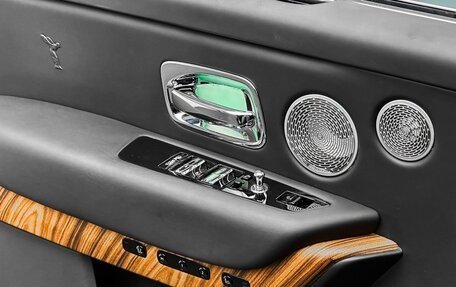 Rolls-Royce Cullinan, 2021 год, 35 900 000 рублей, 31 фотография