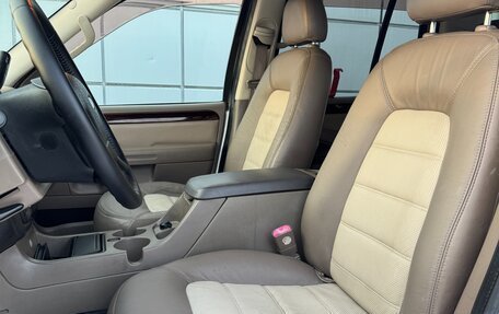 Ford Explorer III, 2004 год, 1 097 000 рублей, 22 фотография