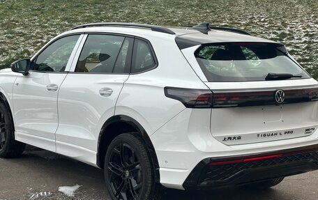 Volkswagen Tiguan, 2025 год, 4 800 000 рублей, 5 фотография