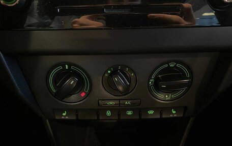 Skoda Rapid I, 2016 год, 1 220 000 рублей, 14 фотография