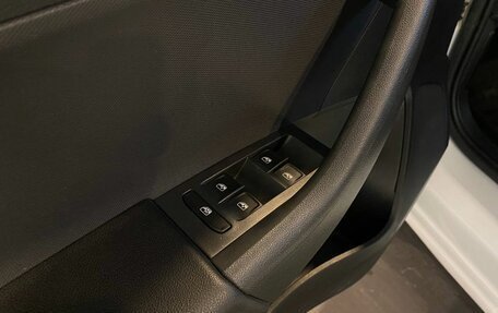 Skoda Rapid I, 2016 год, 1 220 000 рублей, 22 фотография