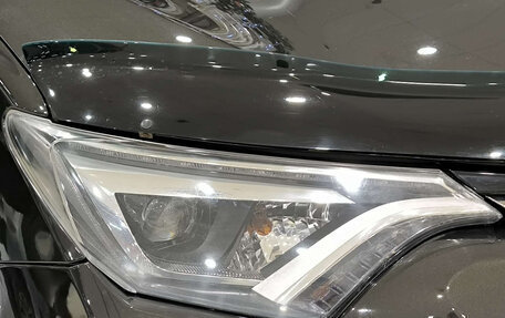 Toyota RAV4, 2015 год, 2 365 000 рублей, 21 фотография