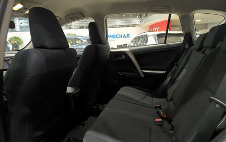 Toyota RAV4, 2015 год, 2 365 000 рублей, 15 фотография