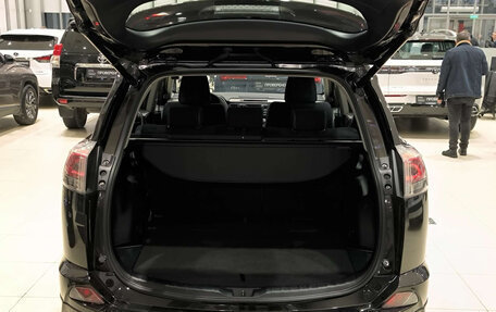 Toyota RAV4, 2015 год, 2 365 000 рублей, 12 фотография