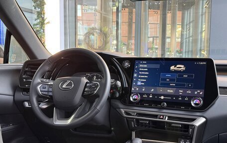 Lexus RX IV рестайлинг, 2025 год, 7 900 000 рублей, 10 фотография