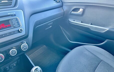 KIA Rio III рестайлинг, 2015 год, 1 120 000 рублей, 24 фотография