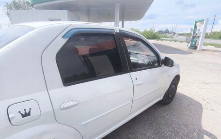 Renault Logan I, 2014 год, 230 000 рублей, 2 фотография