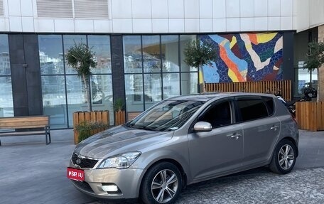 KIA cee'd I рестайлинг, 2011 год, 870 000 рублей, 1 фотография